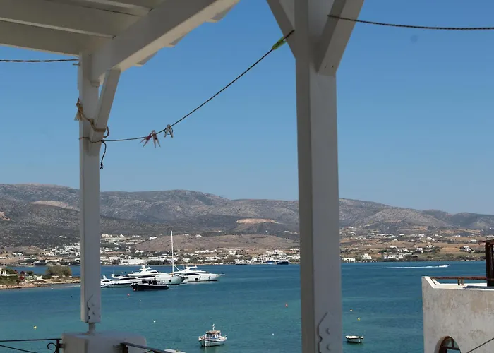 Aegeo * Antiparos Town